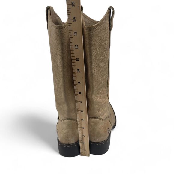 Women's Tan Heeled Boots - Picture 5 of 8